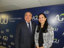 Da esq. p/ dir.: Presidente da ANPPREV e Ministra Grace Mendonça