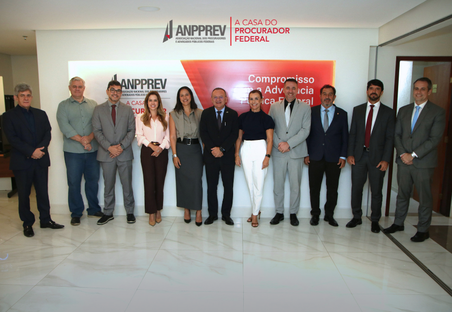 ANPPREV reforça diálogo institucional com membros do CCHA